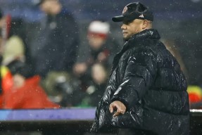 包含最后时刻意大利杯焦点战，费耶诺德完成伤情更新，赛场秩序良好，赛季目标并未改变的词条