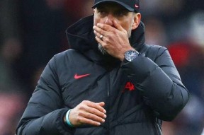 包含Ning遭遇五连败，利物浦教练面临压力！的词条