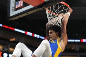 库里爆冷击败瑞士队，赛事规则更新引爆全场！的简单介绍